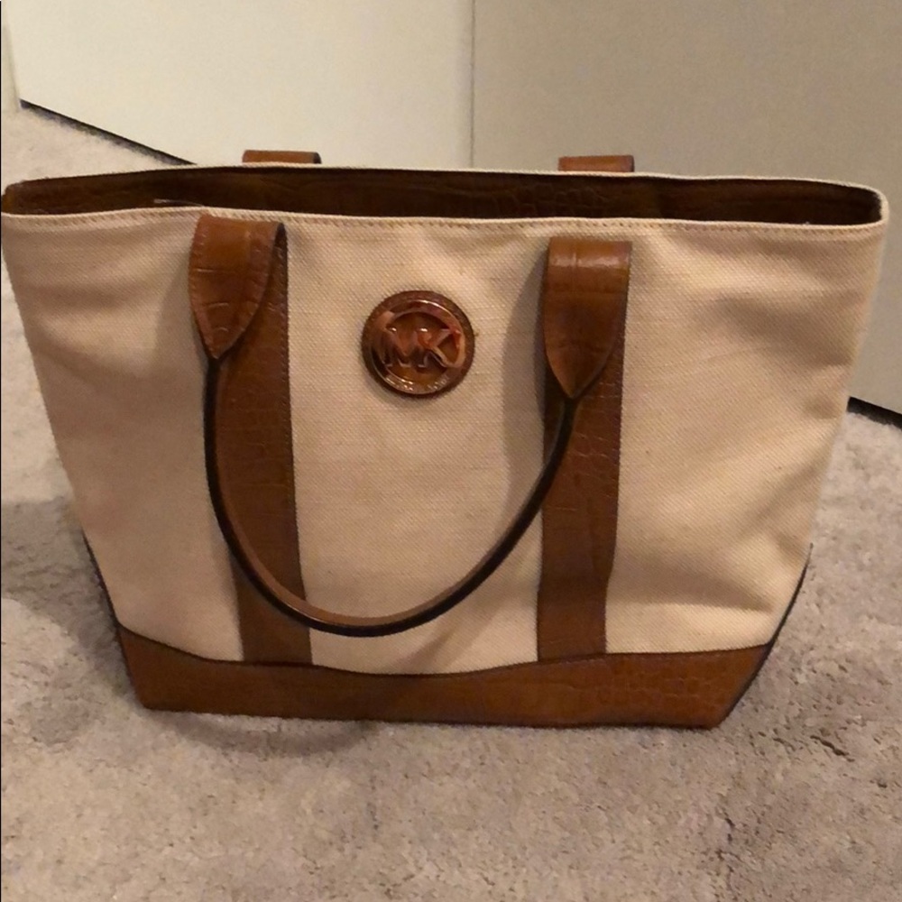 Micheal Kors Tote